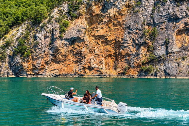 Exclusive Private Speedboat Shala River - Komani Lake