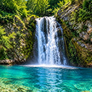 1-Hour Boat Tour – Explore the Cave and Waterfall